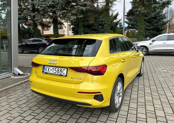 Audi A3 cena 121900 przebieg: 12512, rok produkcji 2023 z Toruń małe 254